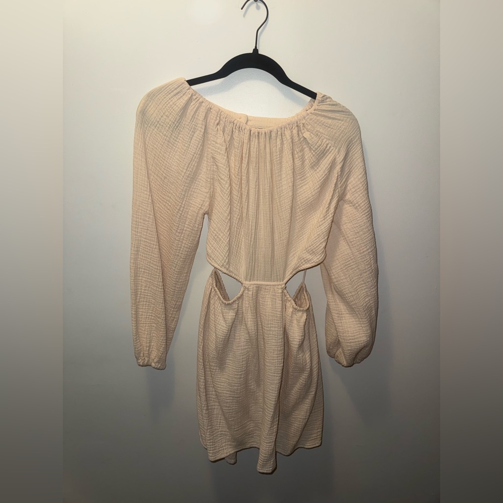 Blush Cream Backless Women's Dress